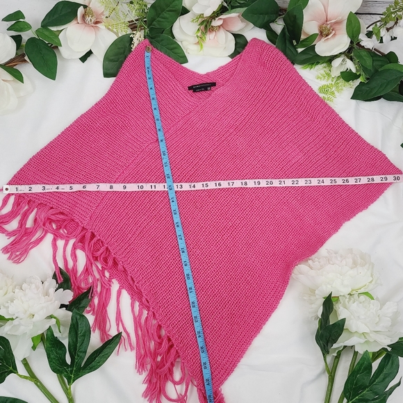 BCBG MAXAZARIA Shrug Poncho - Picture 6 of 8